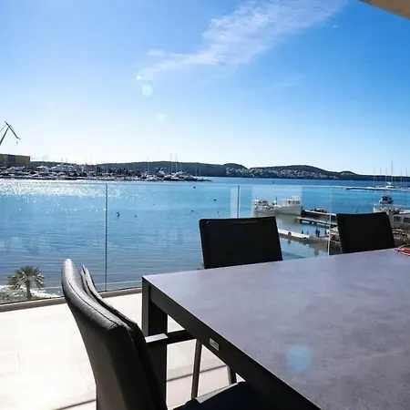 Apartmán Seaside With A Swimming Pool Seget Donji, - 22929