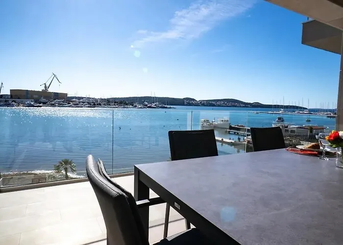 Apartmán Seaside With A Swimming Pool Seget Donji, - 22929