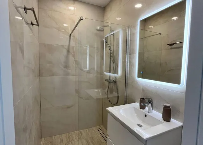Seaside With A Swimming Pool Seget Donji, - 22929 Appartement