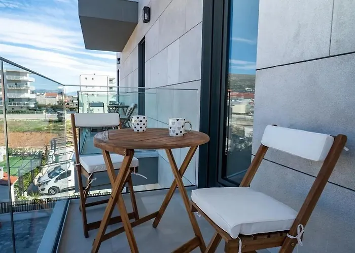 Seaside With A Swimming Pool Seget Donji, - 22929 Διαμέρισμα *